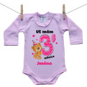 Růžové body s dlouhým rukávem Už mám 3 měsíce s medvídkem a jménem dítěte holka