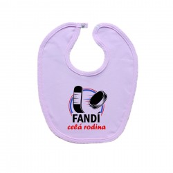 Růžový bryndáček na zapínání Fandí celá rodina