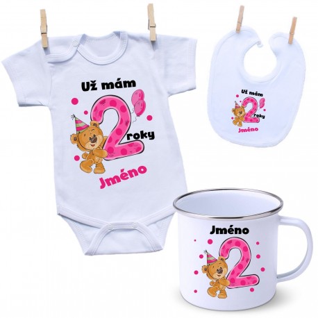 Sada Mám 2 roky s Medvídkem a jménem dítěte Dívka